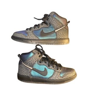 Black hornet dunks (2018 release)